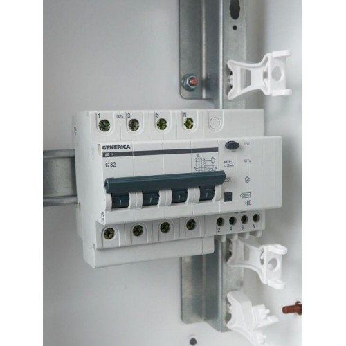 Выключатель автоматический дифференциального тока 4п 32А 30мА АД14 GENERICA MAD15-4-032-C-030