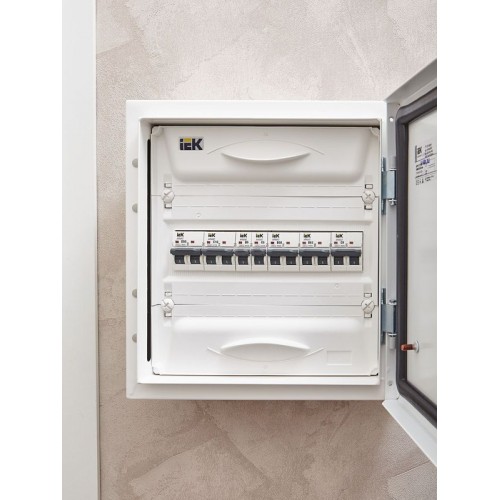 Выключатель автоматический модульный 1п C 6А M10N ARMAT IEK AR-M10N-1-C006