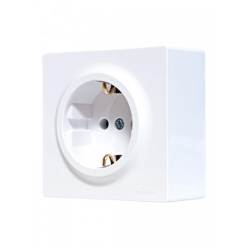 Розетка 1-м ОП LETO с заземл. ПБТ бел. LEZARD 752-0200-122B
