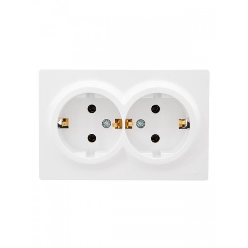 Розетка 2-м ОП LETO с заземл. закрытый корпус ПБТ бел. LEZARD 752-0200-127B