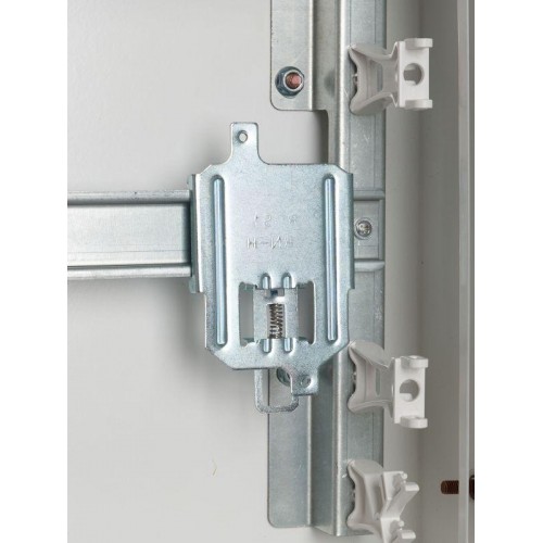 Скоба RCs1 на DIN-рейку для ВА 88-32 KARAT IEK SVA10D-S35-3